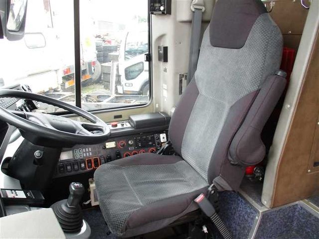 27650118