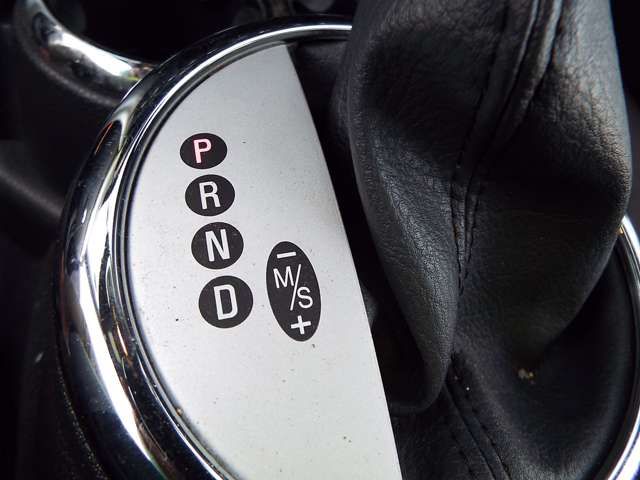 27700041