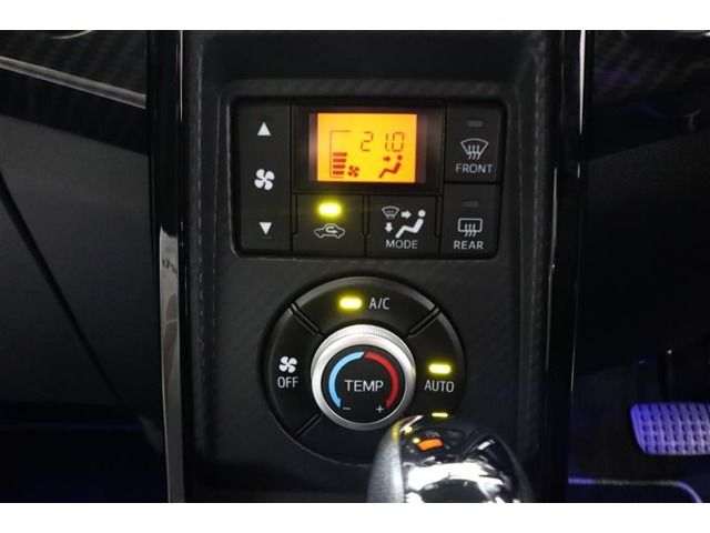28000063