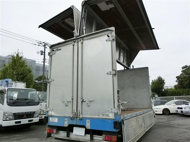 29565541