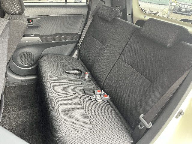 31765279