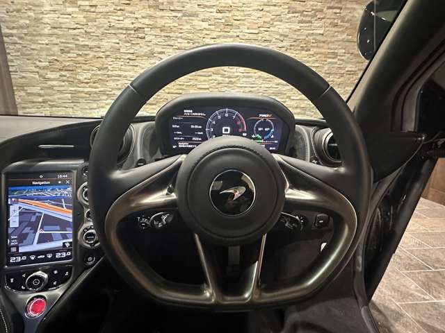 31800005