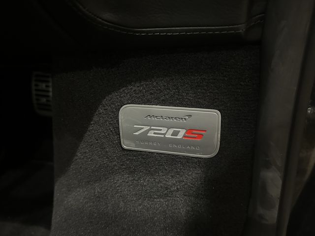 31800005