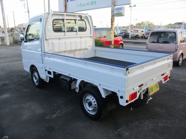 32850082