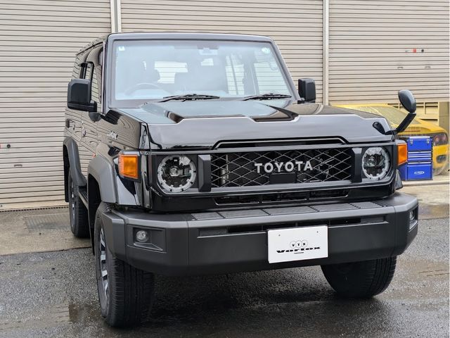 33580009