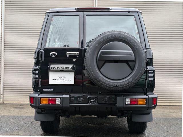 33580009