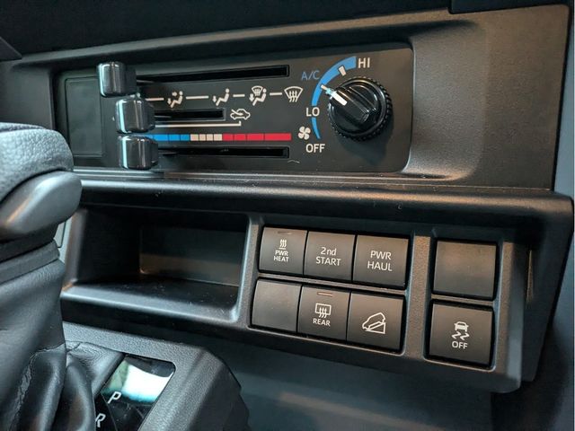 33580009